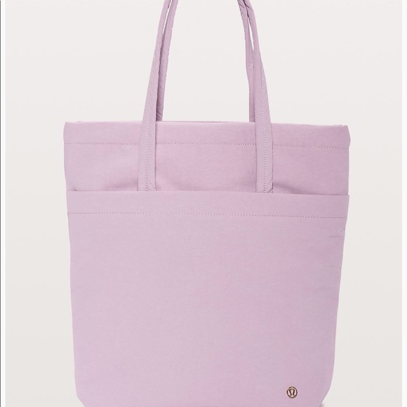 lululemon athletica Handbags - Lululemon On My Level Tote